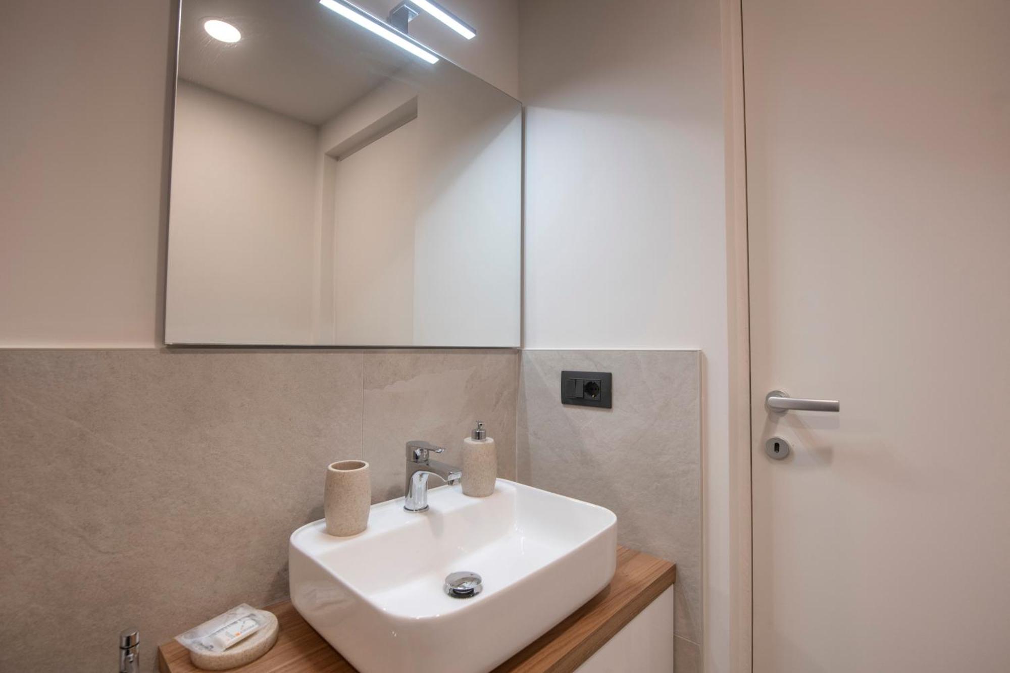258 - The Loft In Largo Zecca - Luxury Nel Cuore Di Genova 외부 사진
