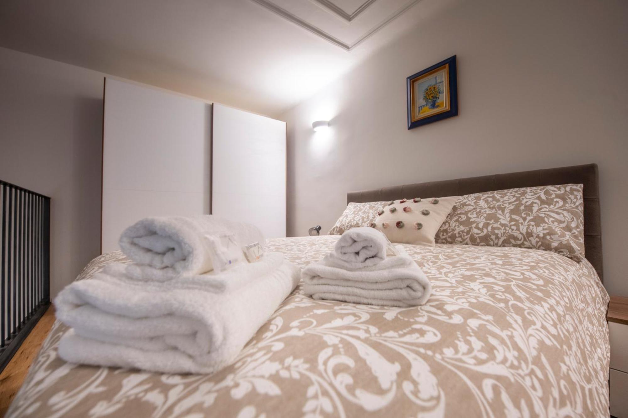 258 - The Loft In Largo Zecca - Luxury Nel Cuore Di Genova 외부 사진